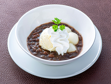 生クリームで作った濃厚チーズケーキ