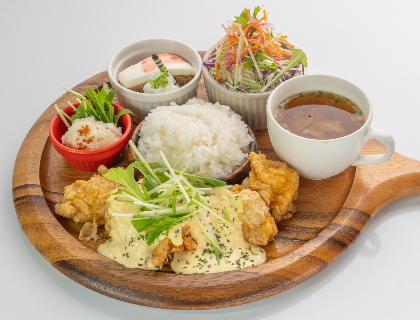 宮崎のシェフの味 本場チキン南蛮プレート